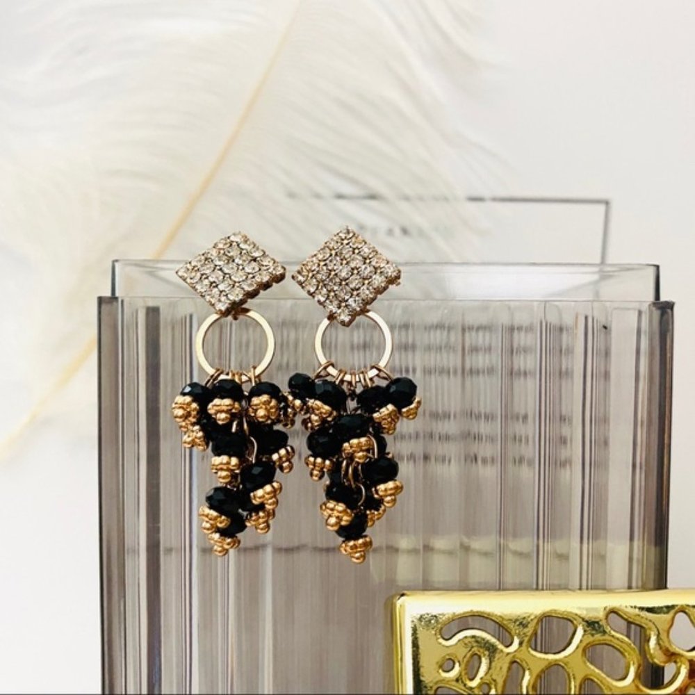 Boutique Drama Statement Earrings - Picture 4 of 6